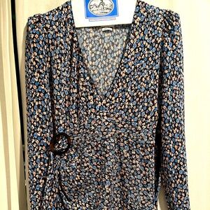 Saylor navy floral dress size small